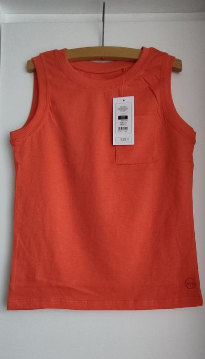 Nowe koszulki i spodenki chłopięce, 128