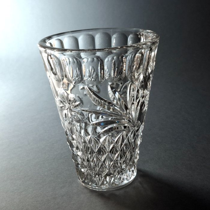 lata 70-te piękny kryształowy wazon