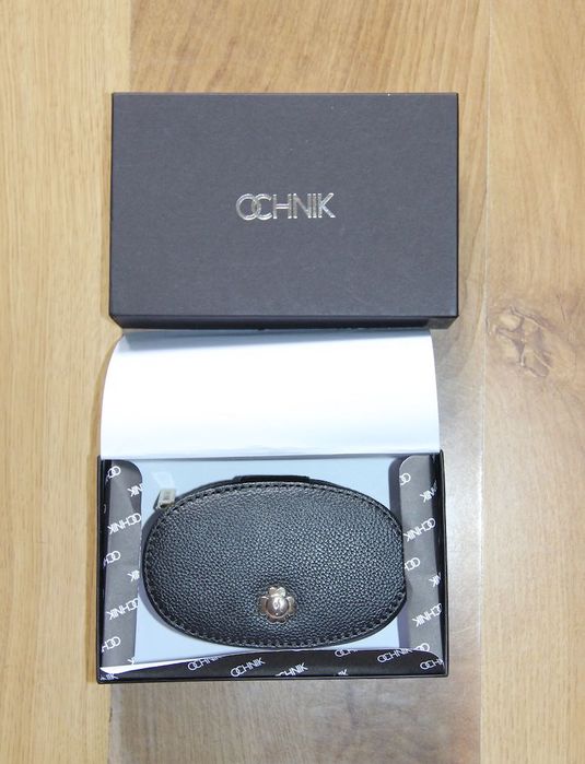 ochnik kuferek na biżuterię kosmetyczka skóra czarna etui pokrowiec