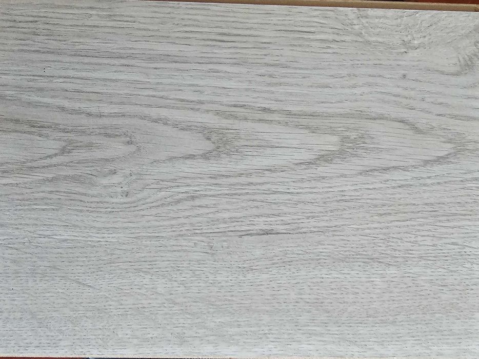 Pavimento  flutuante vinílico Carvalho c/ Tela - 255  Euros