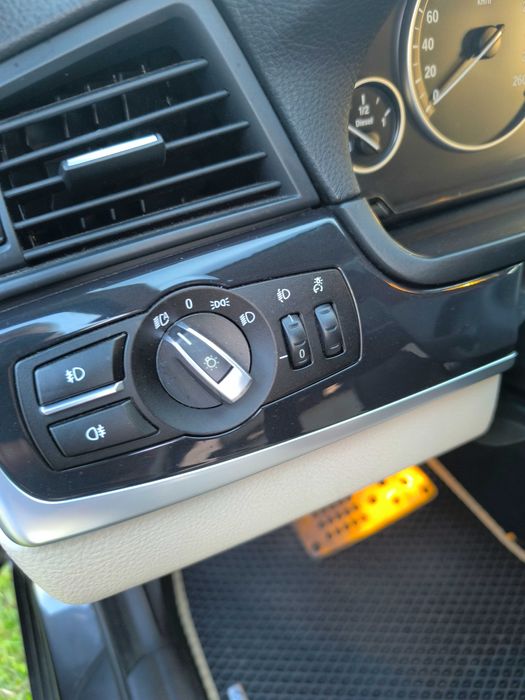 Продаж автомобіля BMW F10