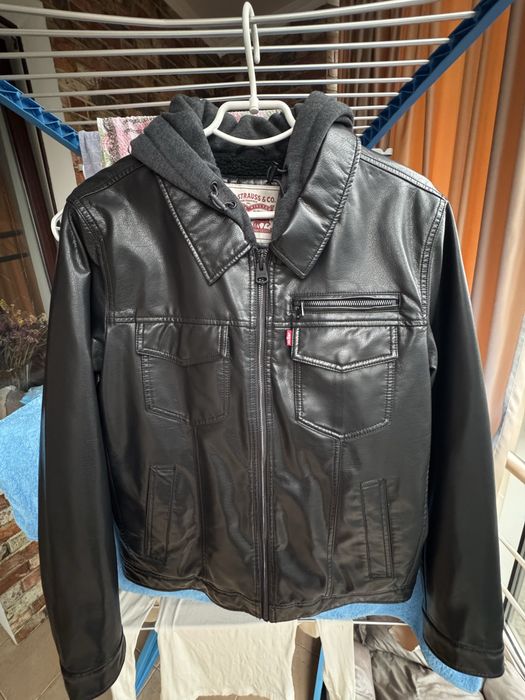 Куртка кожана оригінал Levis