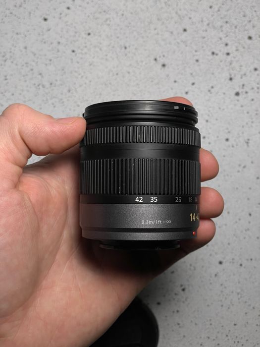 Вживаний Panasonic Lumix 14-42mm 3,5-5,6 ASPH. OIS