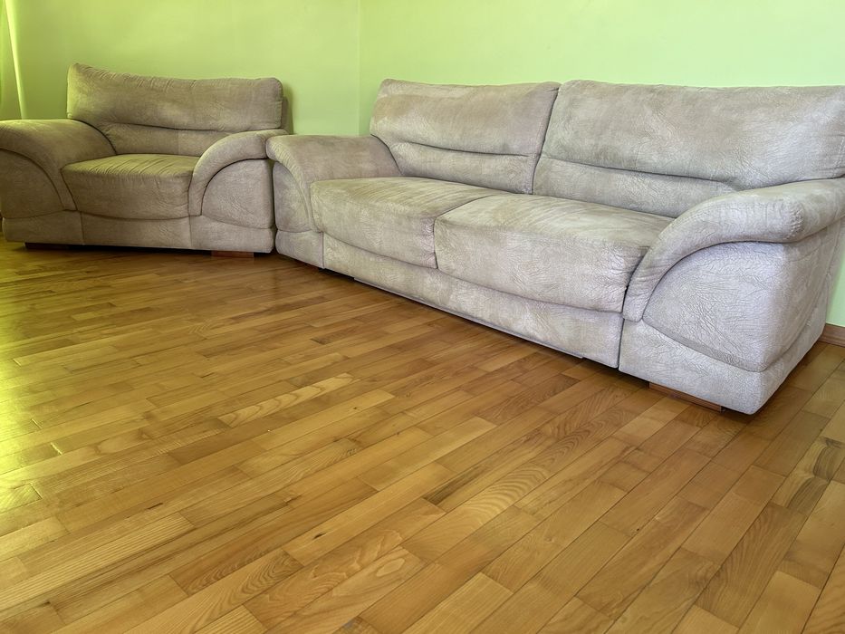 Диван розкладний та крісло