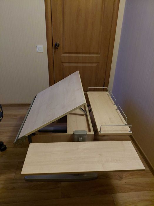 Парта та стілець дитячі