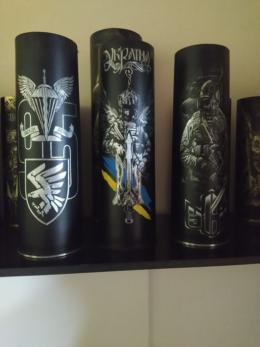 Сувенірні гільзи на подарунок  аукціон чи як ваза