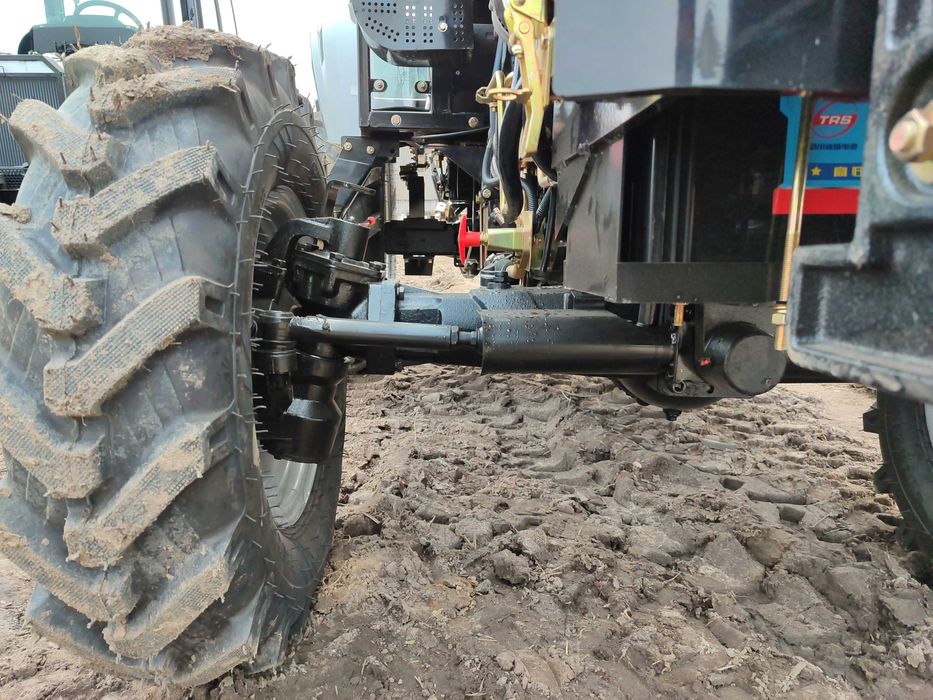 Трактор Скаут ТУ 404 2024 года ровный пол