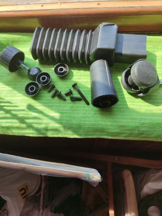 Запчастини офісне крісло