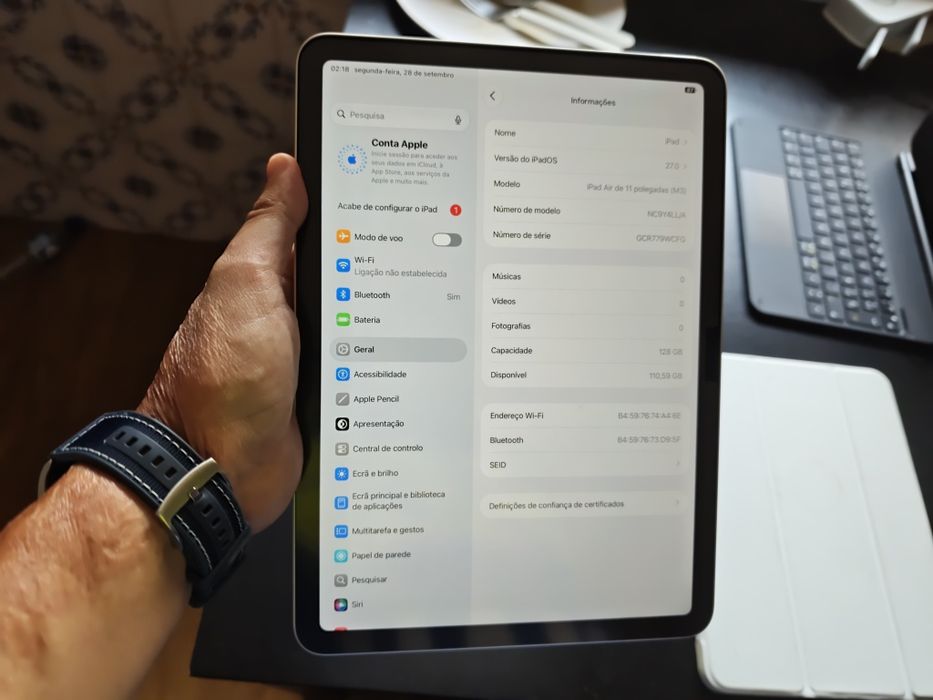 Troco/Vendo iPad Air 11 M3 128gb com película e capas!