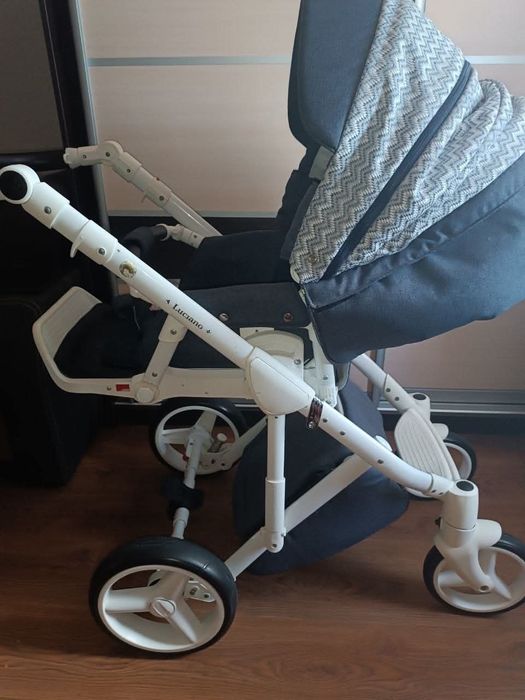 Каляска в ідеальному стані