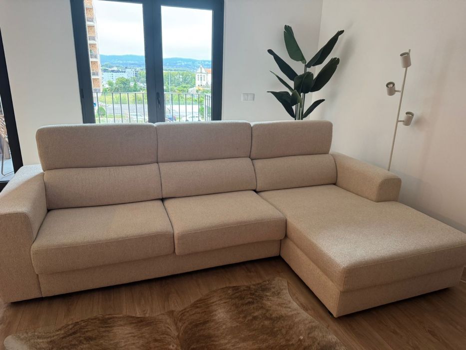Sofa de 3 lugares com chaise longue