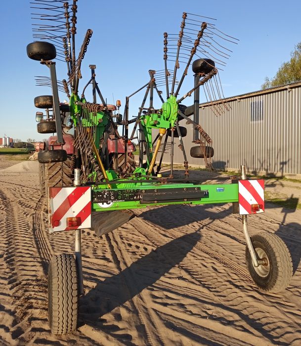Zgrabiarka Deutz fahr 7041. Kuhn pottinger