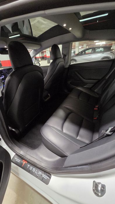 Tesla model 3 Dual motor long range