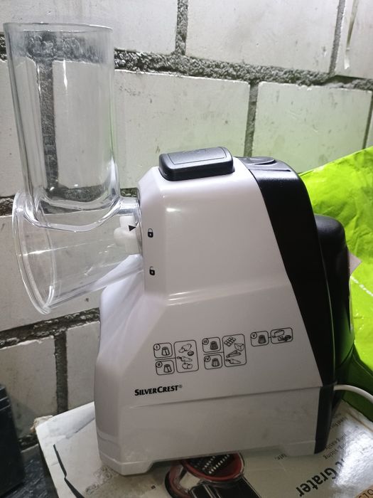 Elektryczna tarka do warzyw