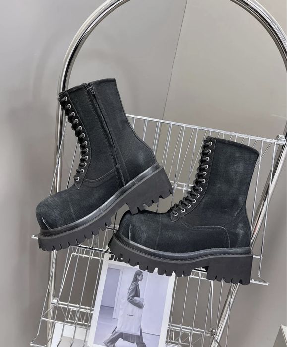обувь Balenciaga Stomper Boots opium/archive