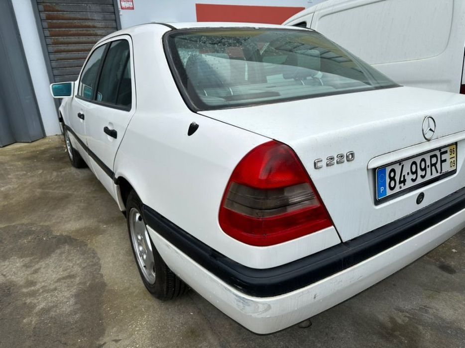 Mercedes Class C W202 de 1996 para peças
