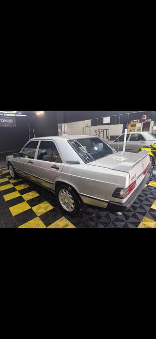 Mercedes-Benz 190d