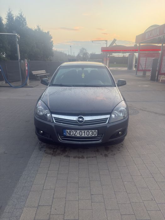Opel astra h 2011 1.6
