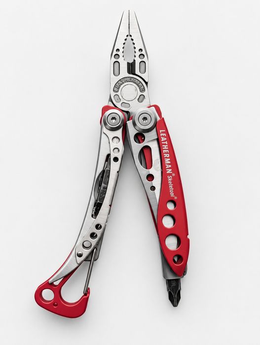 Leatherman Skeletool – multitool czerwony, bardzo dobry stan