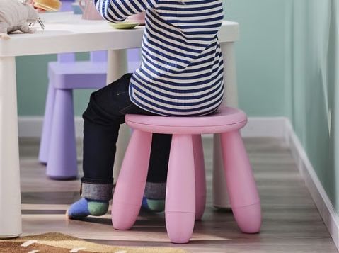 Krzeselko rożowe MAMMUT Ikea