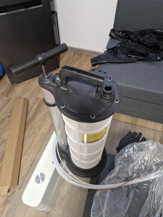 Wysysarka olejow 9L Pneumatyczna ręczna