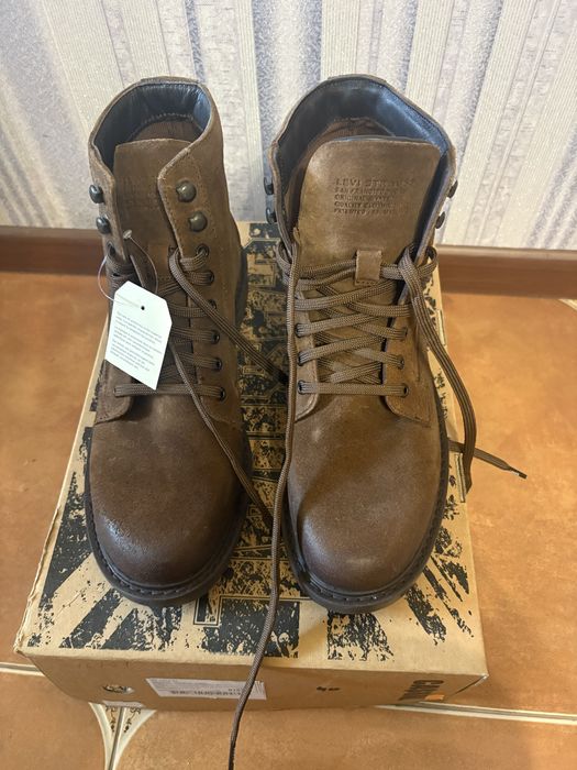 Взуття Levi's Levi Strauss & Co  розмір 41.