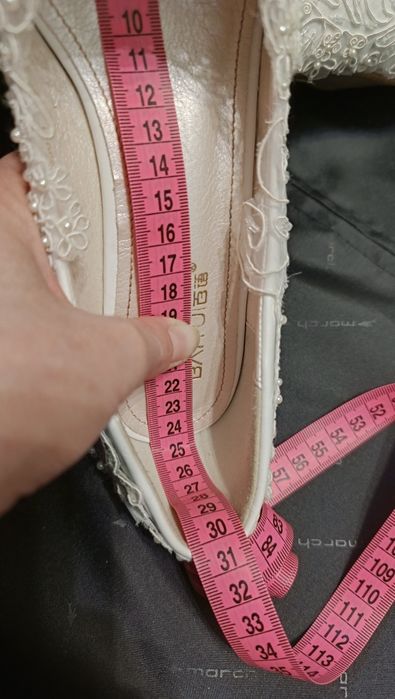 Весільні туфлі(колір- айворі)