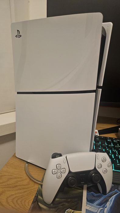 Ps5 Slim com bolsa para transporte