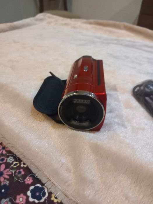 Vendo máquina  de filmar  muito bonita como nova