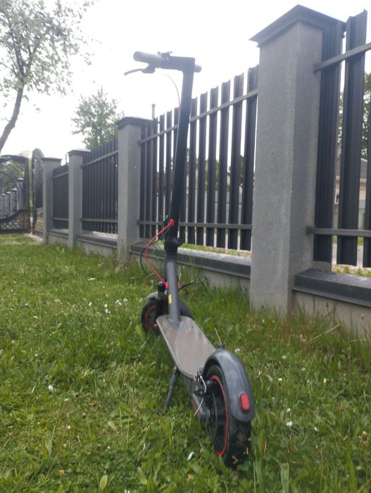 Продам електросамокат