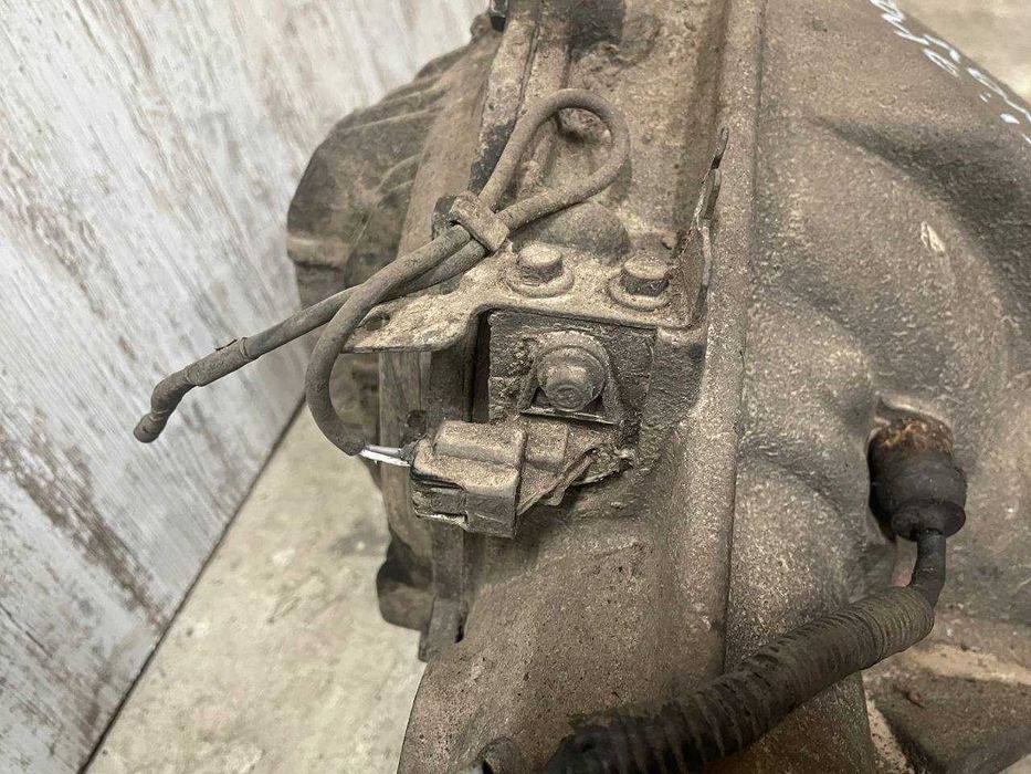 Задній міст задний мост з блокуванням 46/13 Нісан Nissan Navara D40