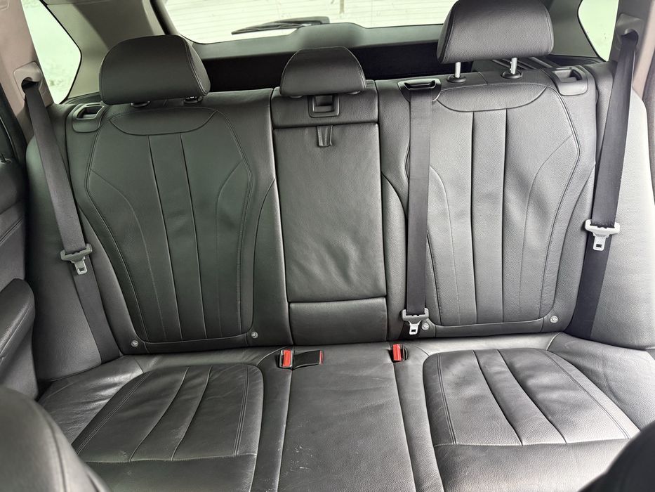 Продам чудовий автомобіль повністю обслужений