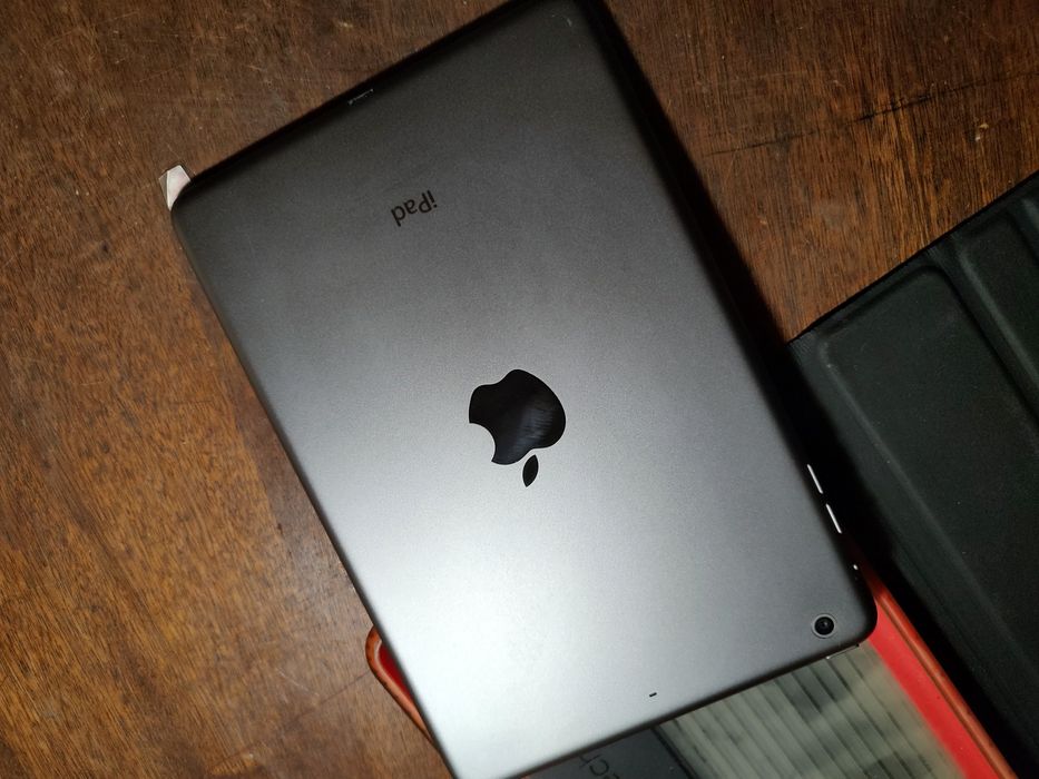 Планшет Apple iPad mini2 (A1489) 16 gb