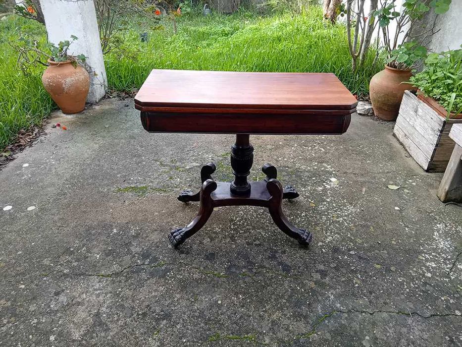 Mesa de Jogo vintage