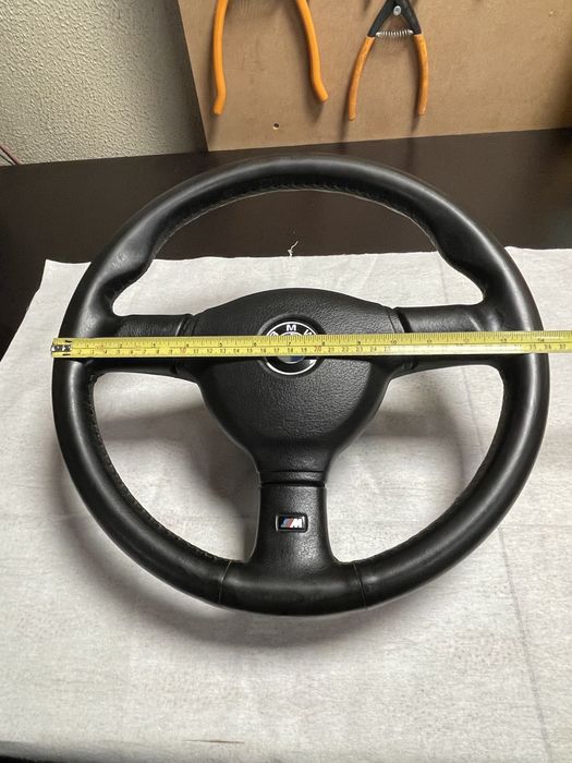 Volante Mtech 1 e 2 370mm