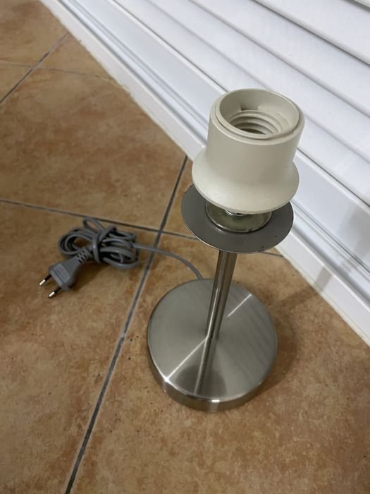 Candeeiro Touch sem abajur