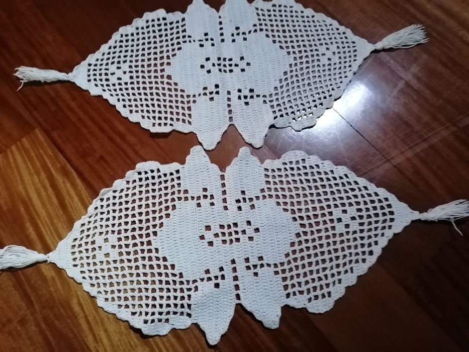 Jogos de naprons  em iinho, desde