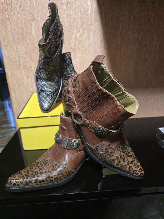 Продам новые сапоги,казаки,козаки,размер 37-38