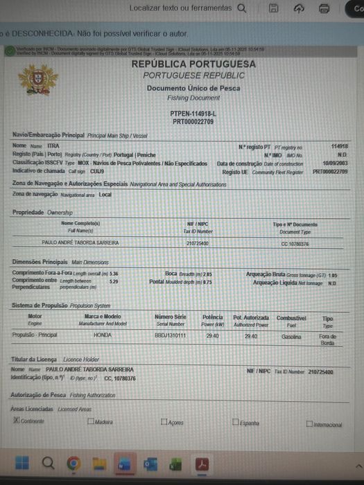 Barco pesca profissional - Peniche - licença covos e outras