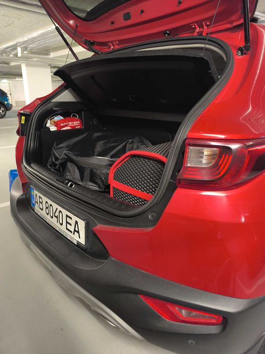 Продам Kia Stonic 2018 року — відмінний стан