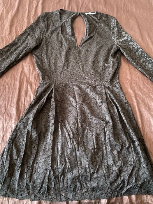 Святкова ніжна сукня