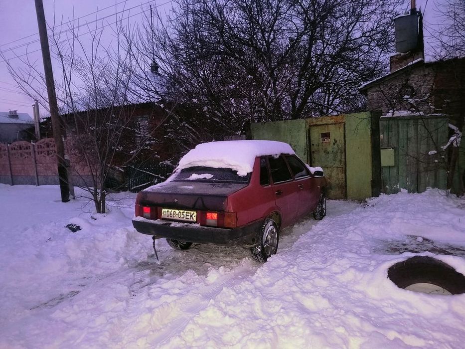 Продам ваз-2199.