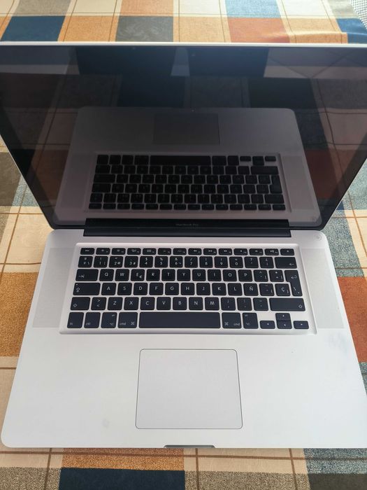Apple Macbook Pro -Atualizado - ler