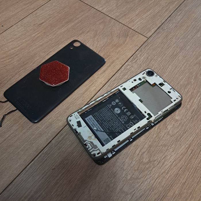 Telefon na części