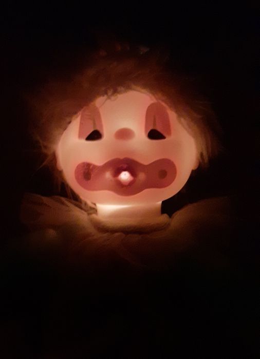 Boneca  palhaço com luz