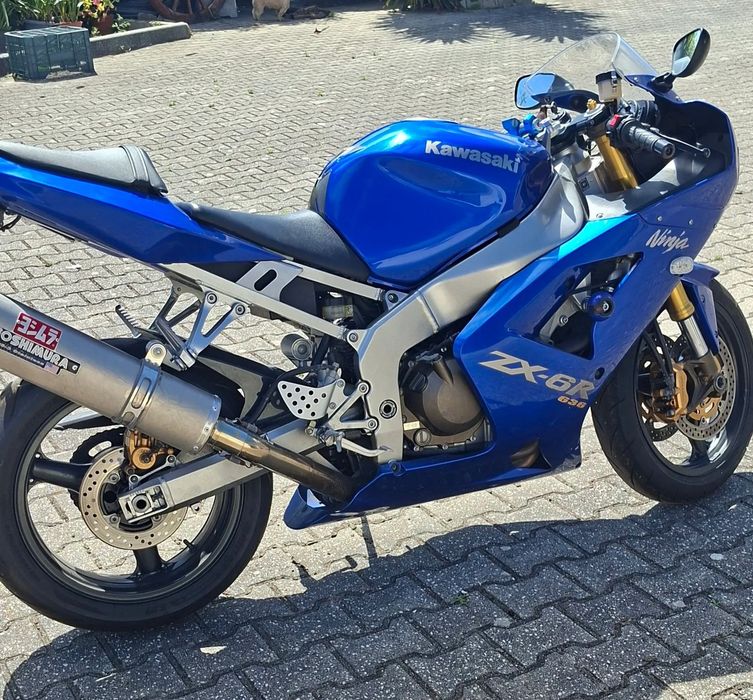 Kawasaki ZXR  636