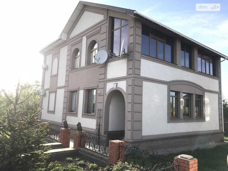 Продаж будинку на Масланіківкі.