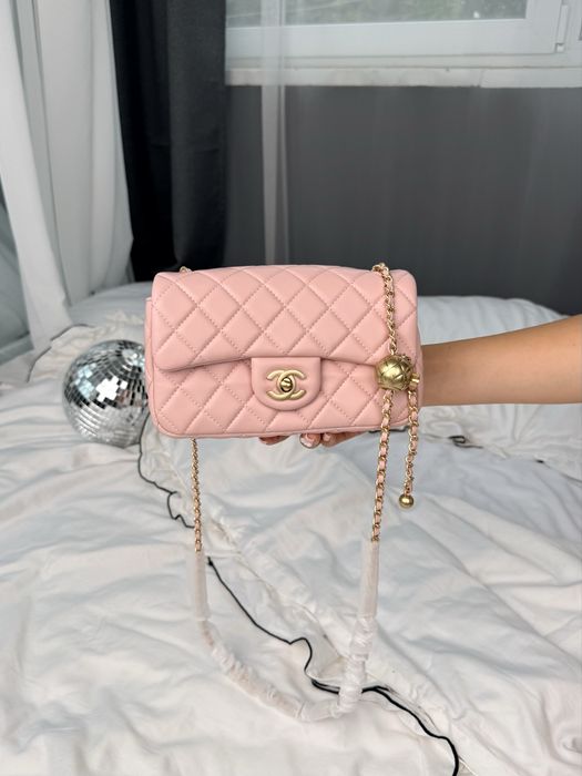 Сумка Chanel Mini 20 Classic Flap Bag in Pink with Gold