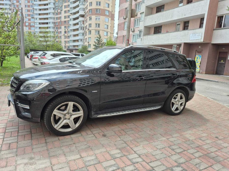 Продам мерседес ML 350, 3.5 обьем