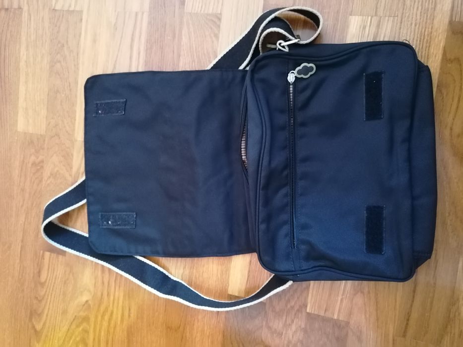 Mala preta para senhora